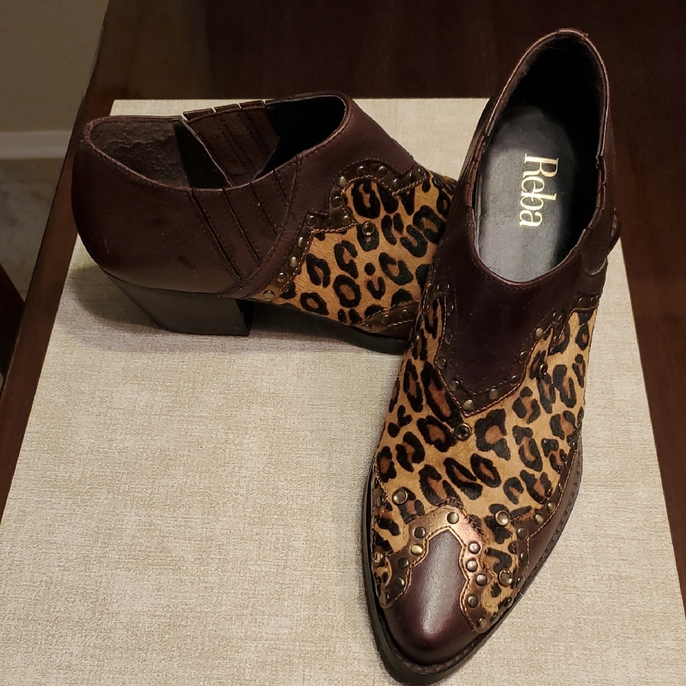 Reba Leopard Print Ankle Boots